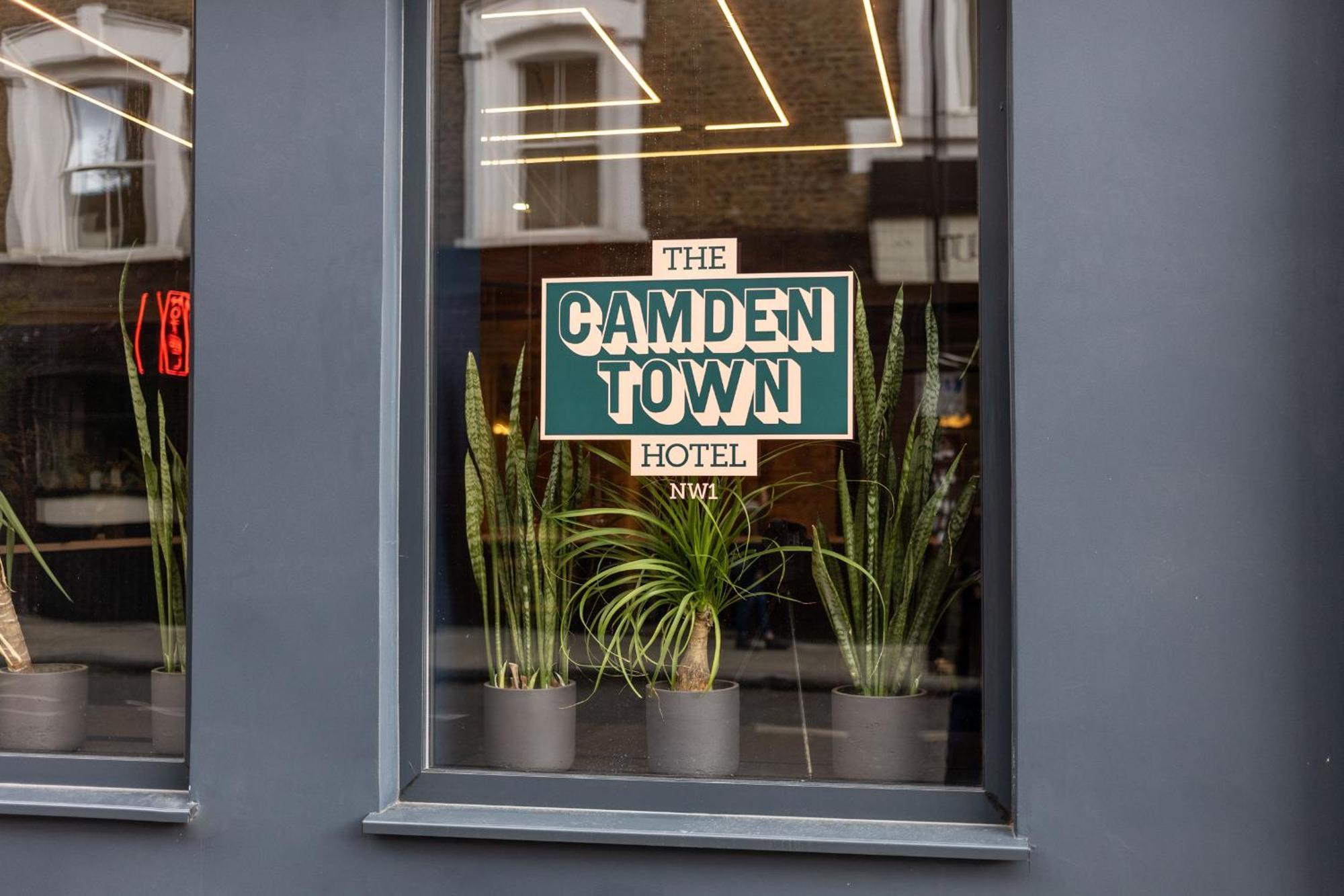 The Camden Town Hotel London Eksteriør bilde